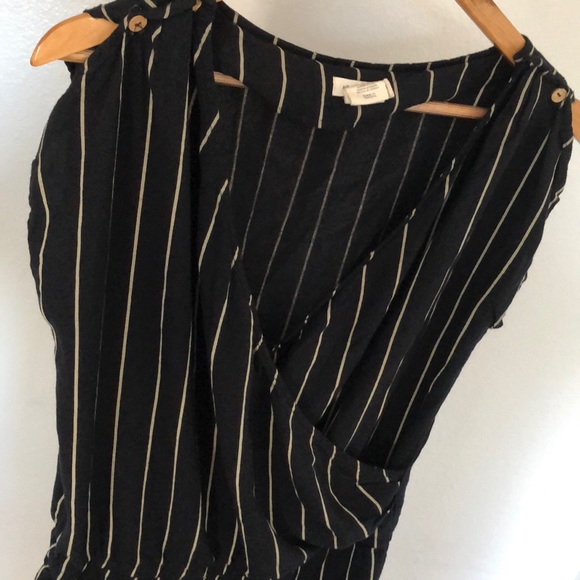 urban outfitters romper - Picture 4 of 7